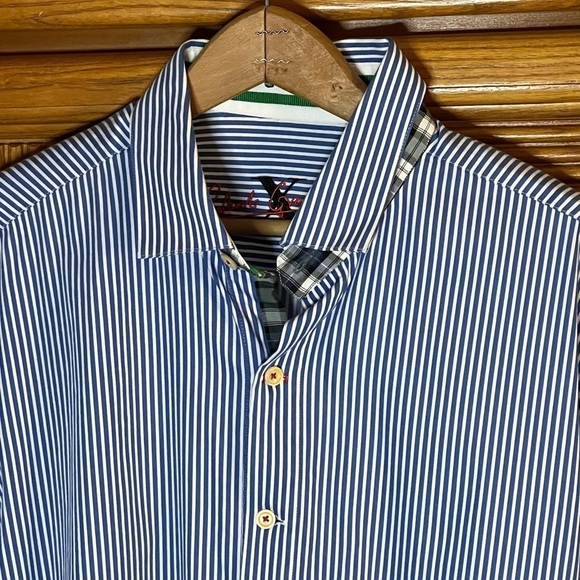 Robert Graham Shirt Mens Large Blue White Striped Button Up flip cuff Modern M - Picture 1 of 4